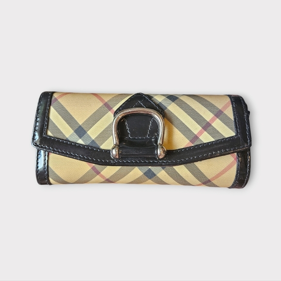 Burberry Nova Check Long Trifold Wallet - Picture 2 of 10